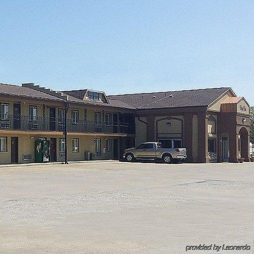Regal 2* Coffeyville