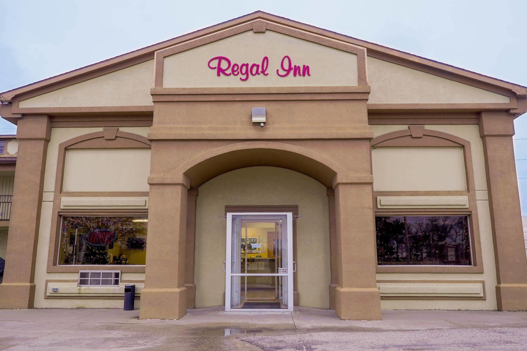 Regal 2* Coffeyville
