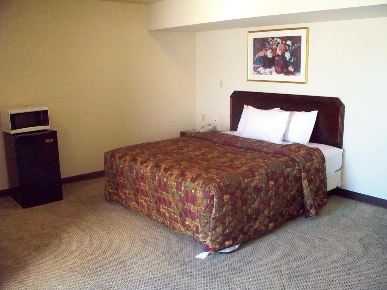 Regal 2* Coffeyville